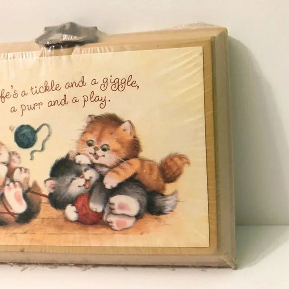 Vintage 1981 Hallmark Plaque Lifes A Tickle Hanging Cat  Wall Art - Picture 3 of 16